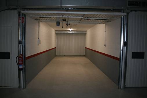 Garajes Gomistegi - Planta 3 - Garaje 13 - Interior.jpg